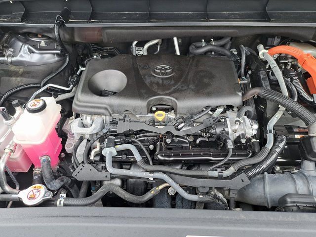 Used 2023 Toyota Highlander XLE AWD/4WD image 32