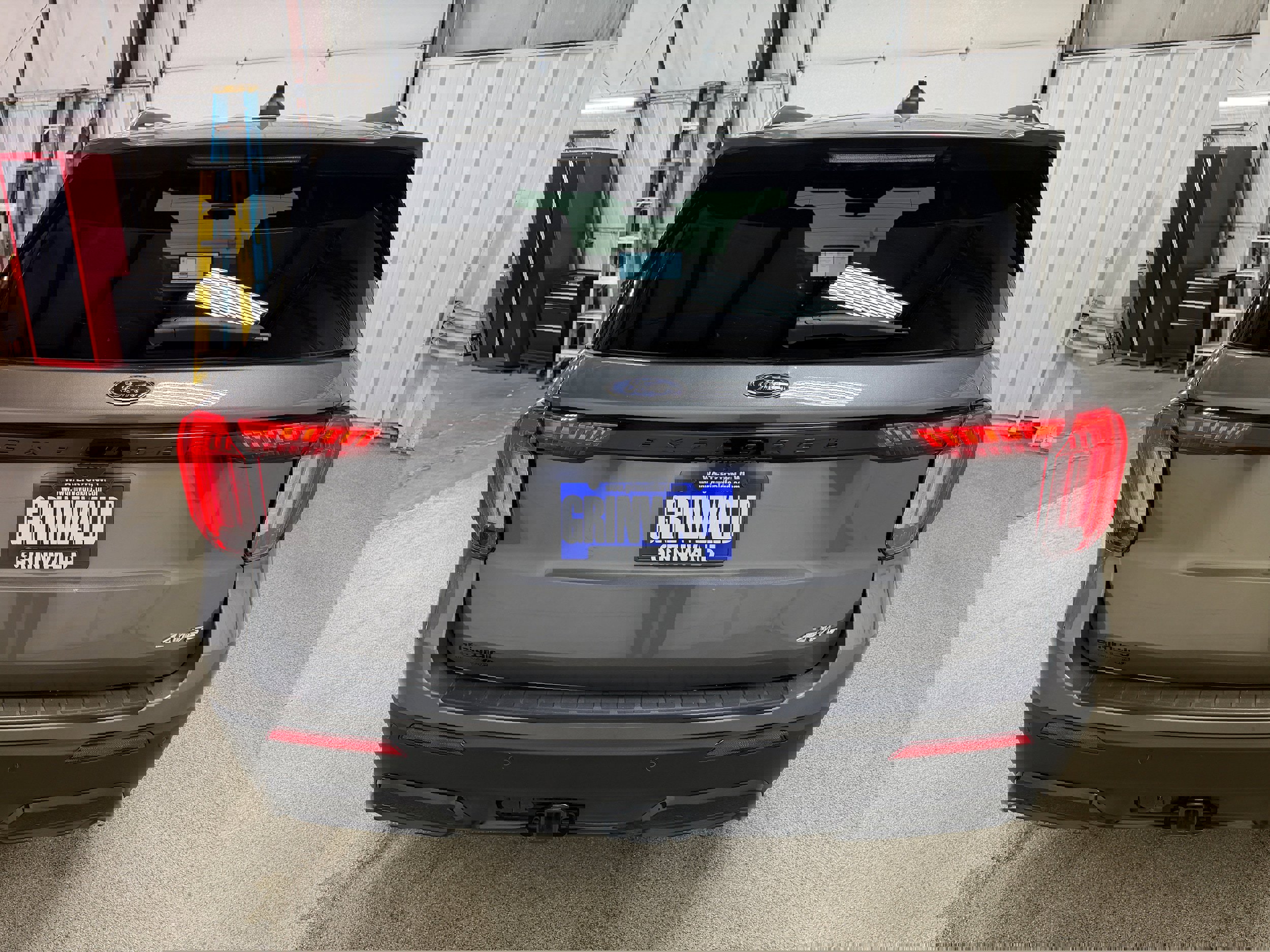 Certified 2025 Ford Explorer ST-Line image 29