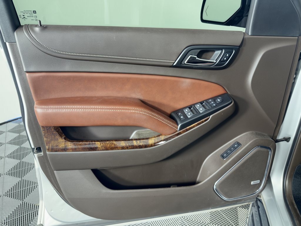 Used 2019 Chevrolet Tahoe Premier RWD image 14