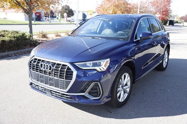 Used 2025 Audi Q3 2.0T Premium image 7