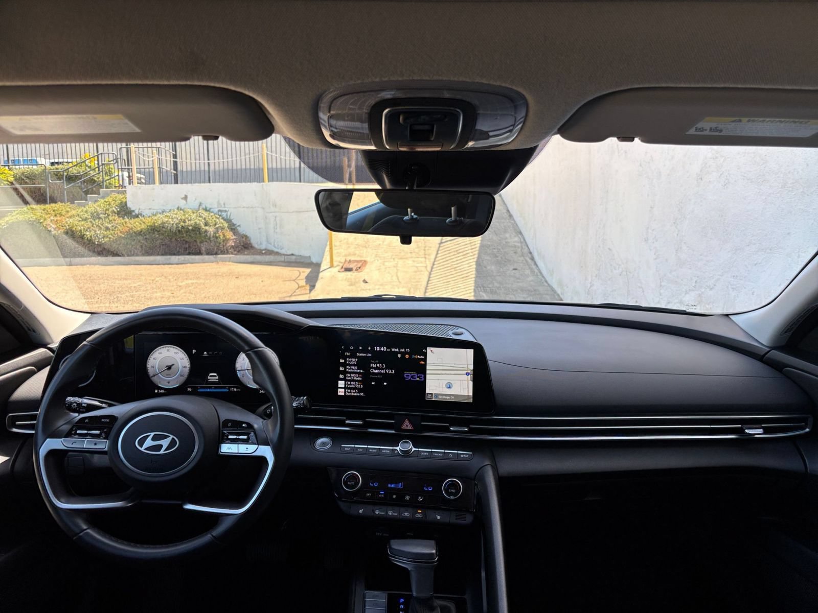 Used 2025 Hyundai Elantra SEL FWD image 34