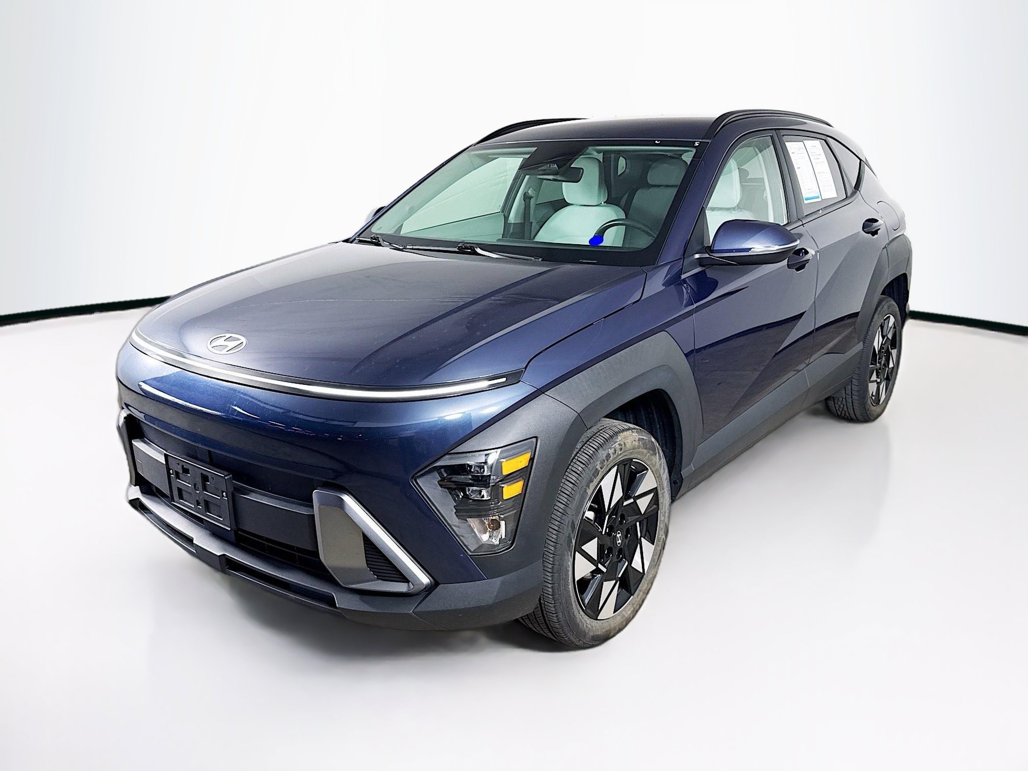 Used 2024 Hyundai Kona SEL AWD/4WD image 4