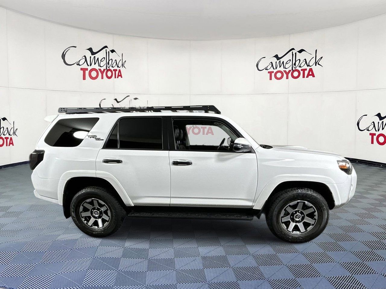 Used 2022 Toyota 4Runner TRD Off-Road Premium AWD/4WD image 8