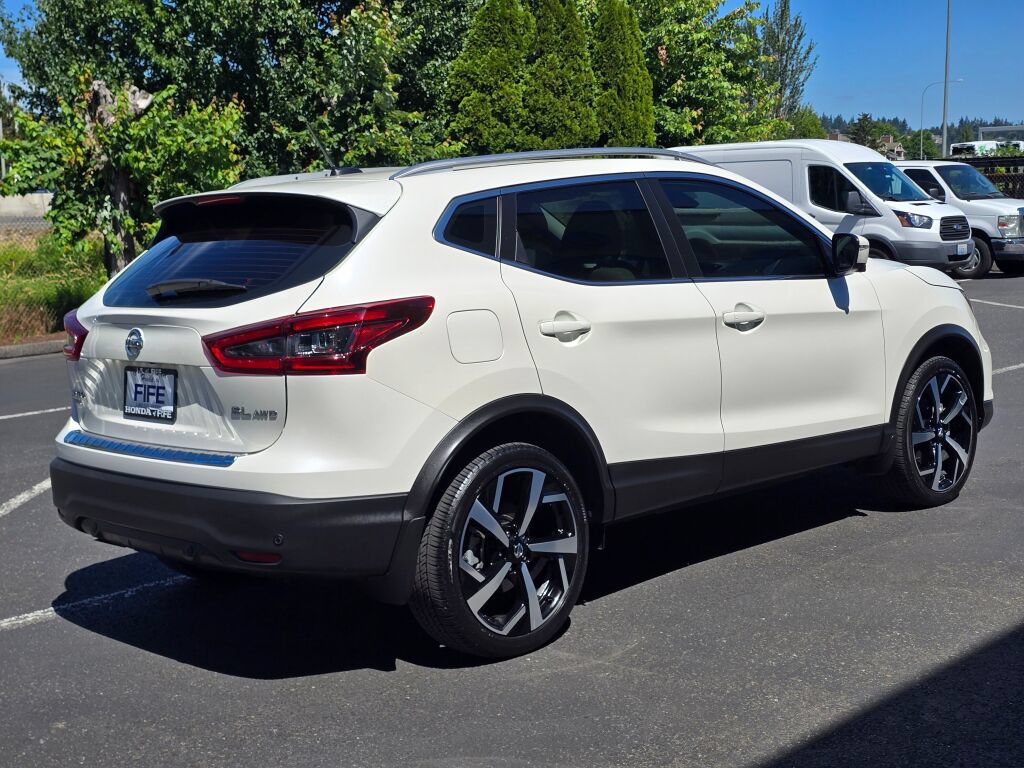 Used 2022 Nissan Rogue Sport SL AWD/4WD image 5