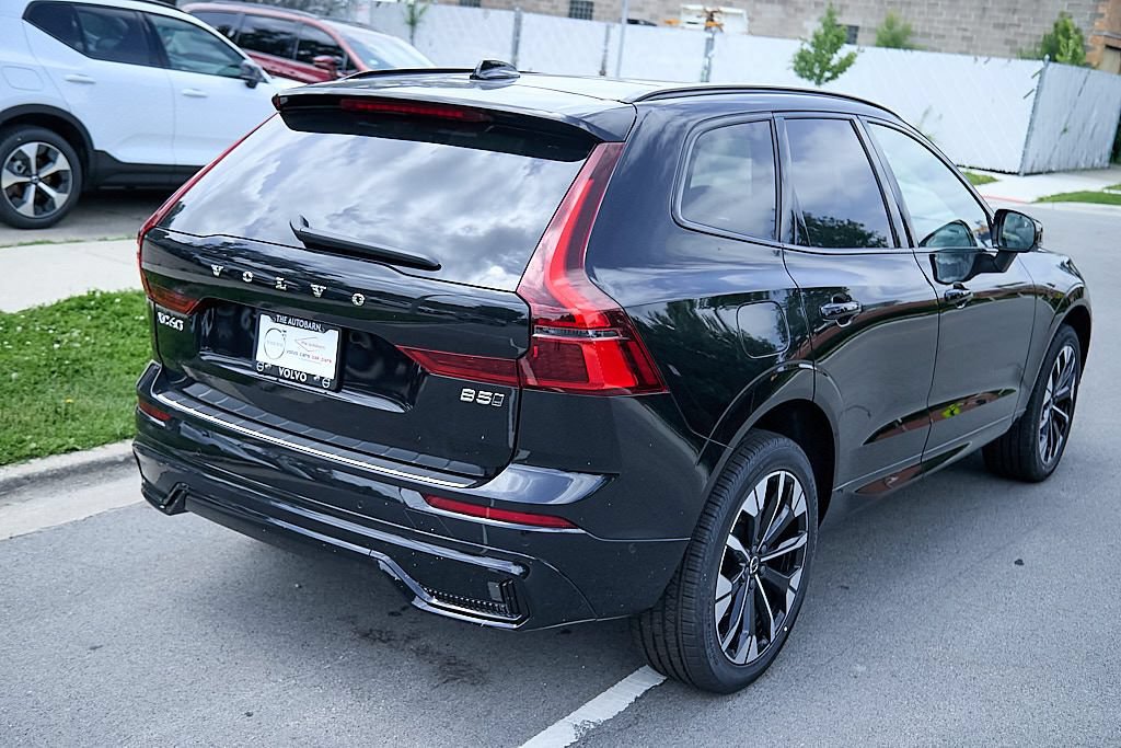 New 2026 Volvo XC60 B5 Plus w/ Climate Package AWD/4WD image 9