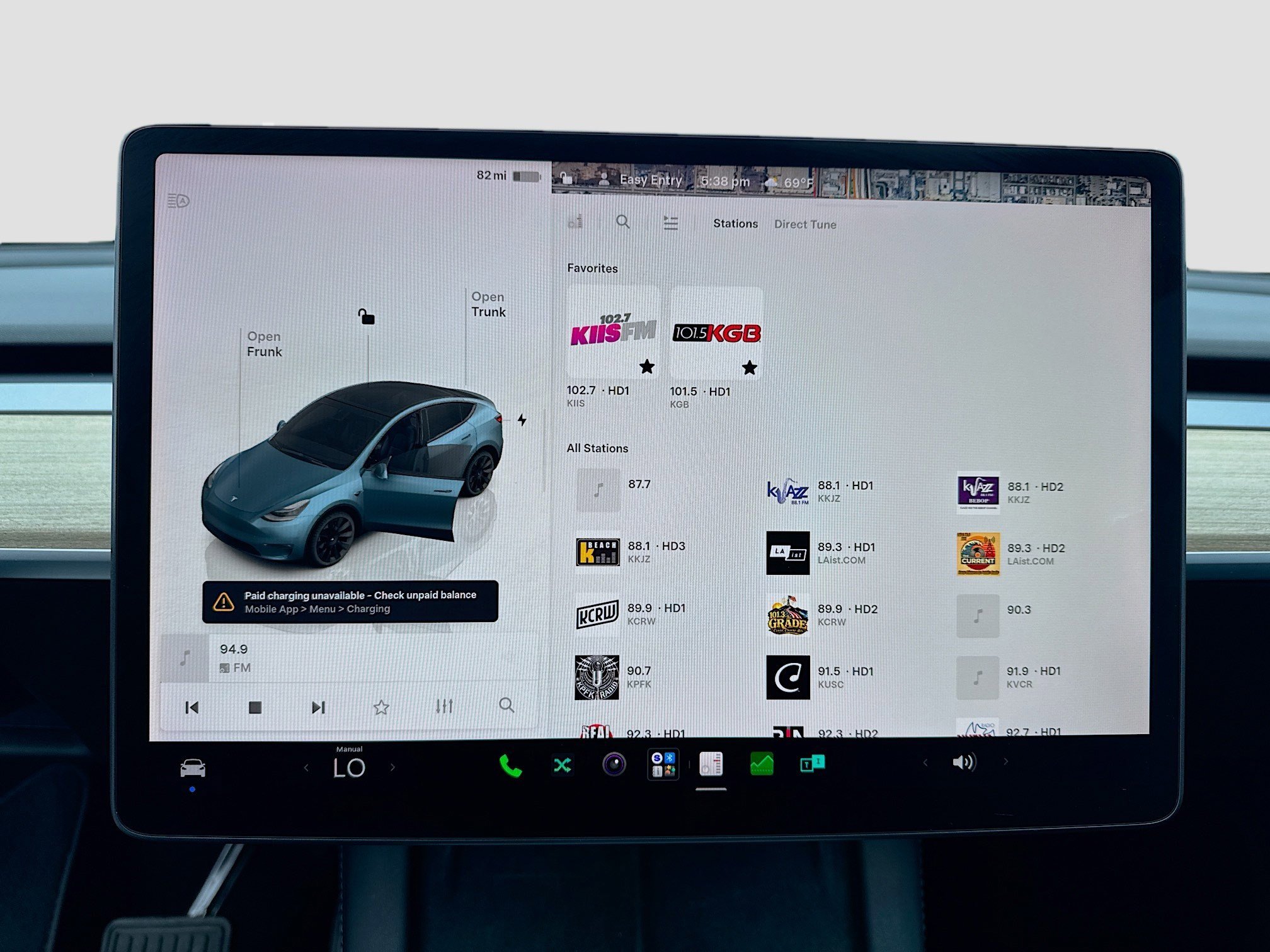 Used 2022 Tesla Model Y Long Range AWD/4WD image 11