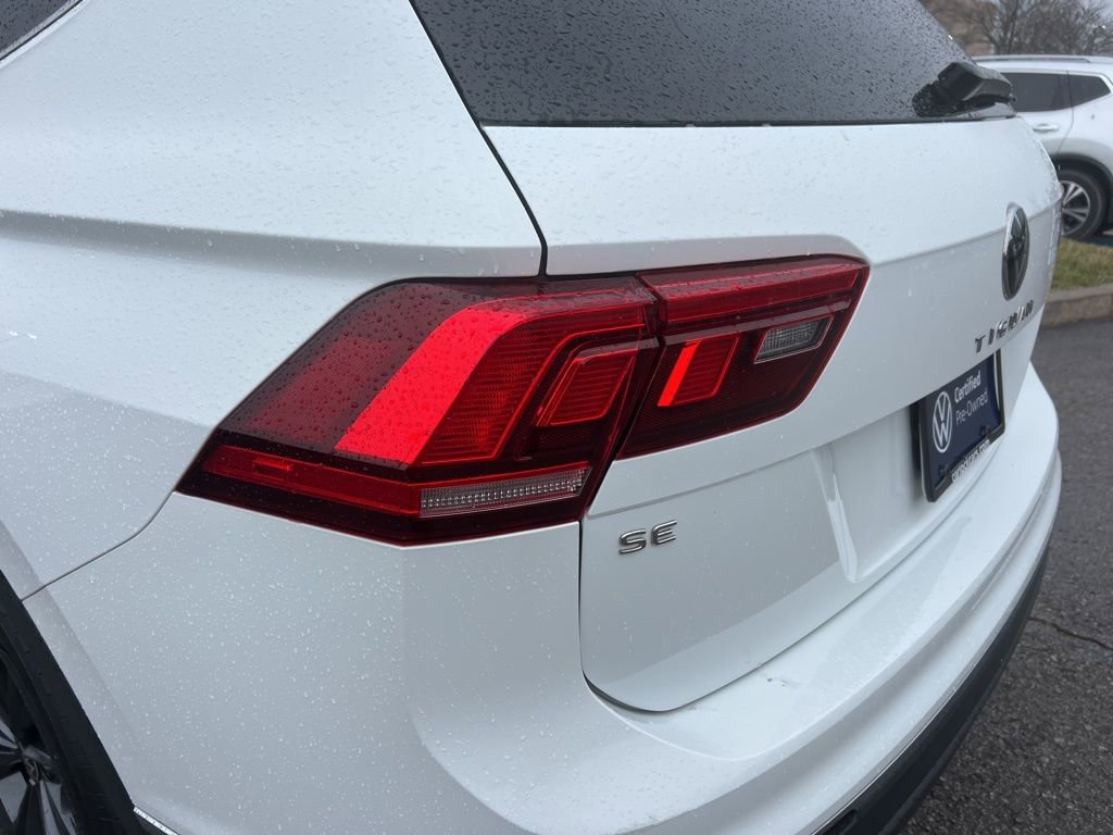 Used 2022 Volkswagen Tiguan SE image 12