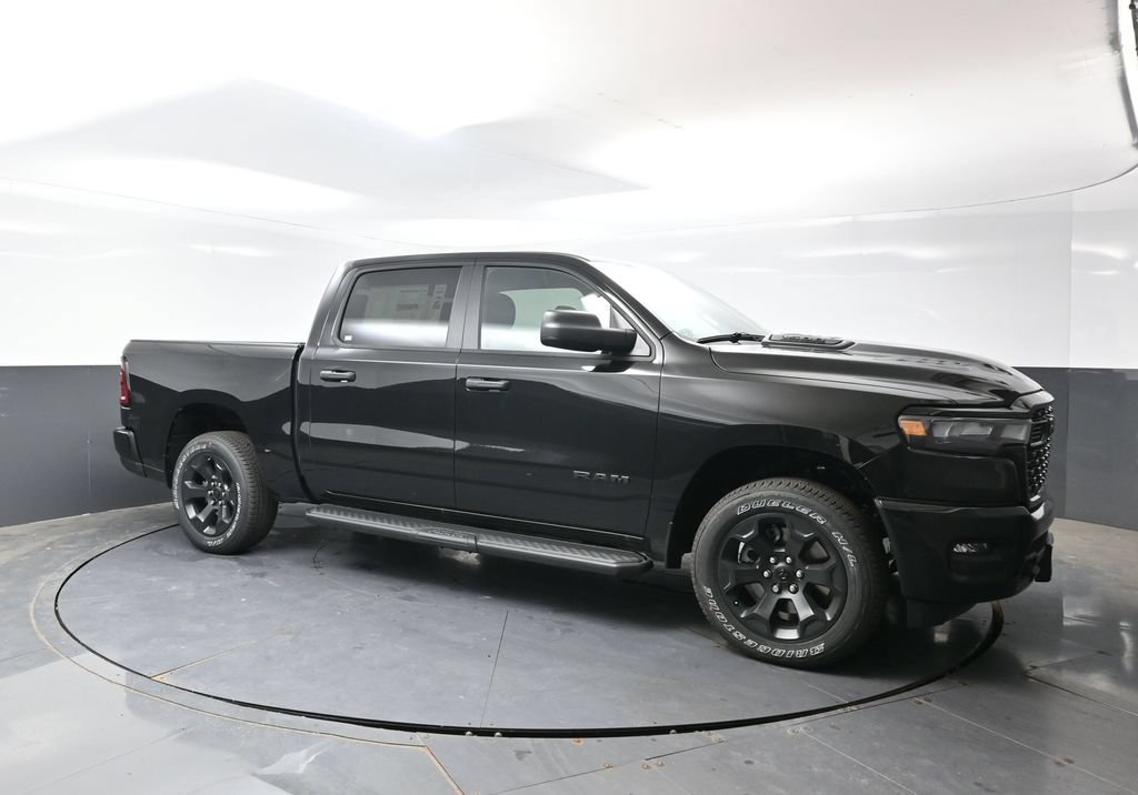 New 2026 RAM 1500 Express AWD/4WD image 3