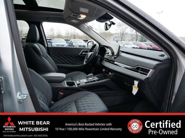 Used 2025 Mitsubishi Outlander SEL AWD/4WD image 8