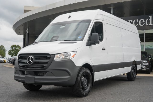 New 2026 Mercedes-Benz Sprinter 2500 image 3