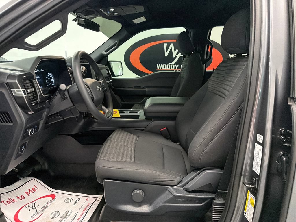 Used 2021 Ford F150 XL w/ STX Appearance Package RWD image 9