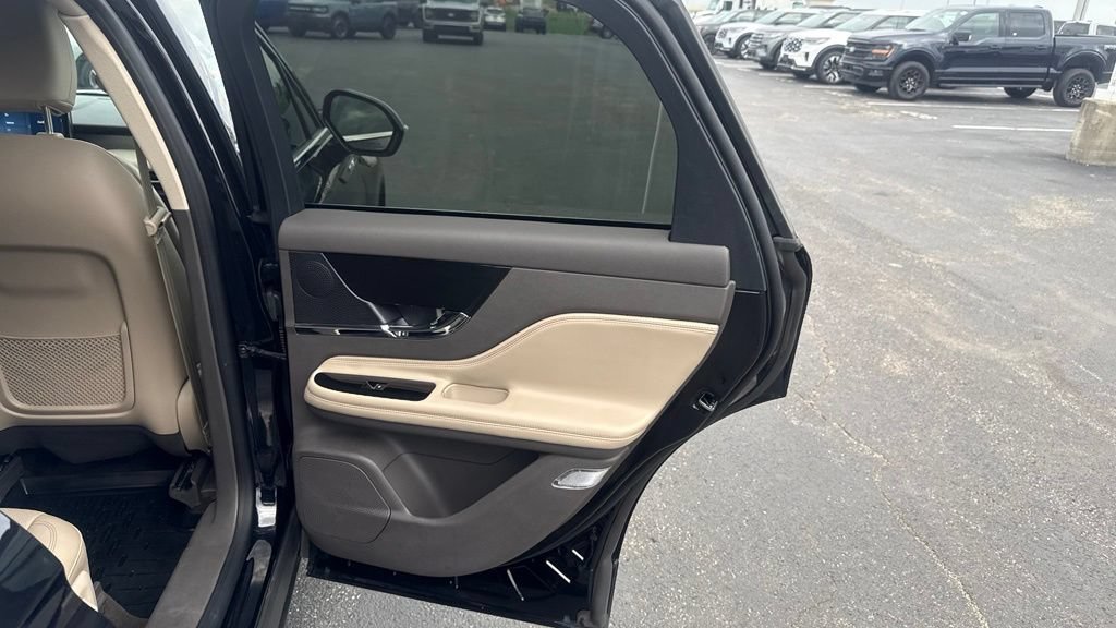 Used 2023 Lincoln Corsair AWD w/ Equipment Group 101A image 46