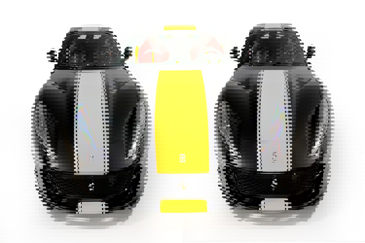 Used 2021 Ferrari 812 GTS image 5