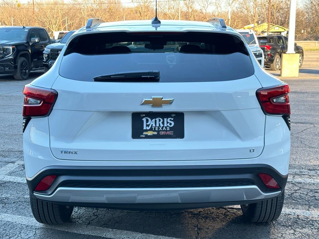 New 2026 Chevrolet Trax LT w/ Driver Confidence Package image 5