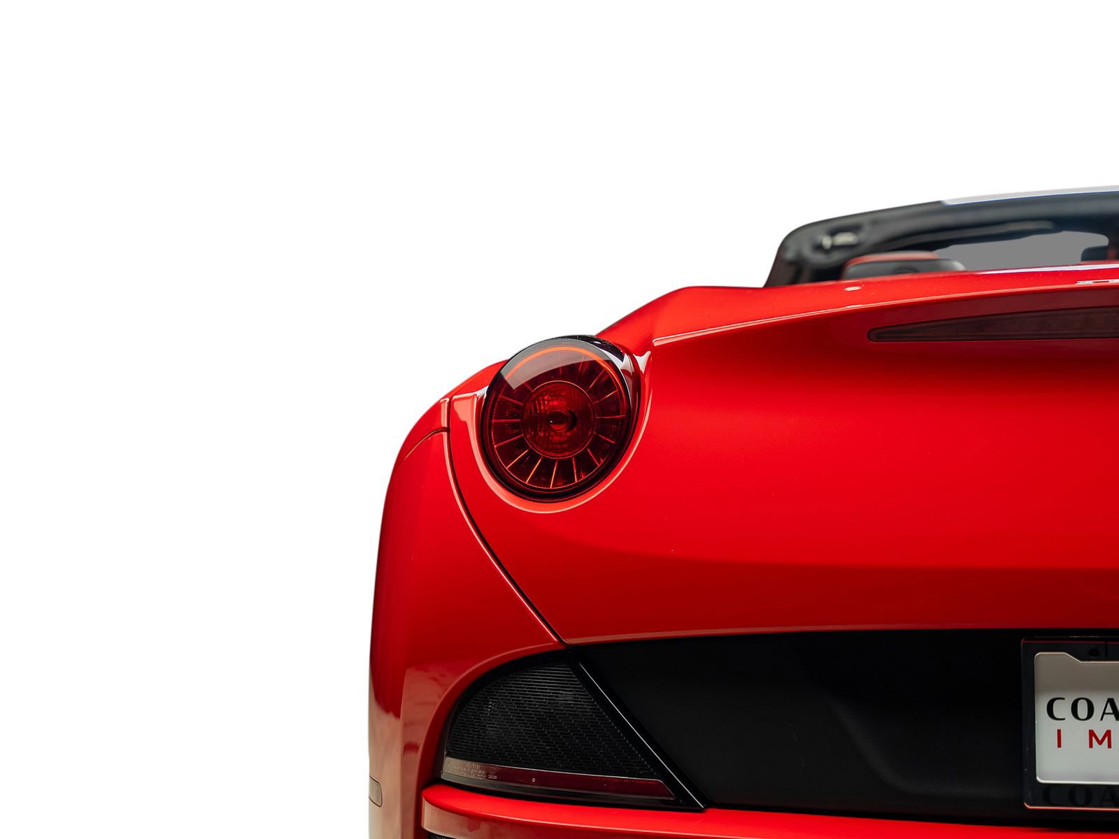 Used 2013 Ferrari California RWD image 19