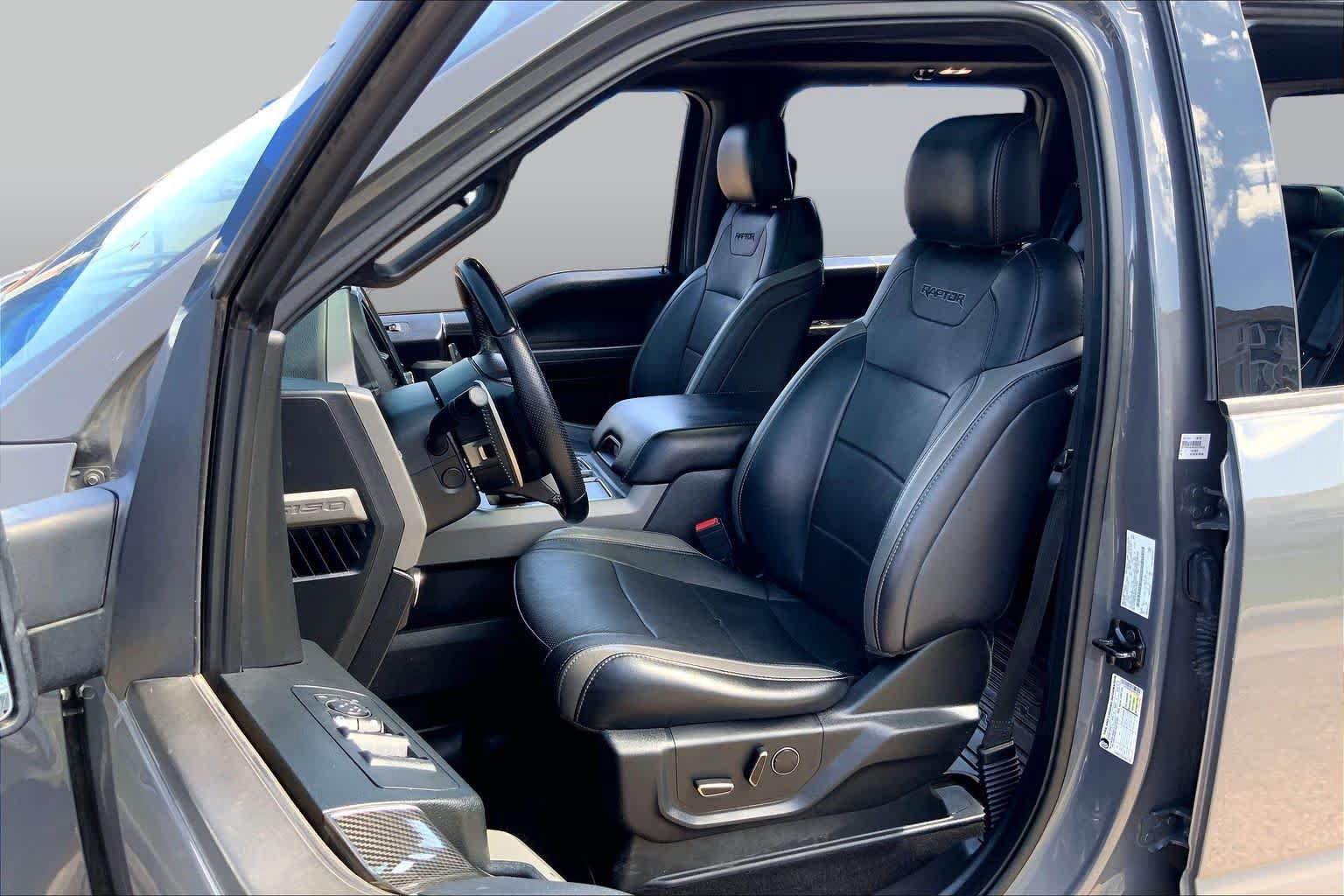 Used 2018 Ford F150 Raptor w/ Equipment Group 802A Luxury AWD/4WD image 8