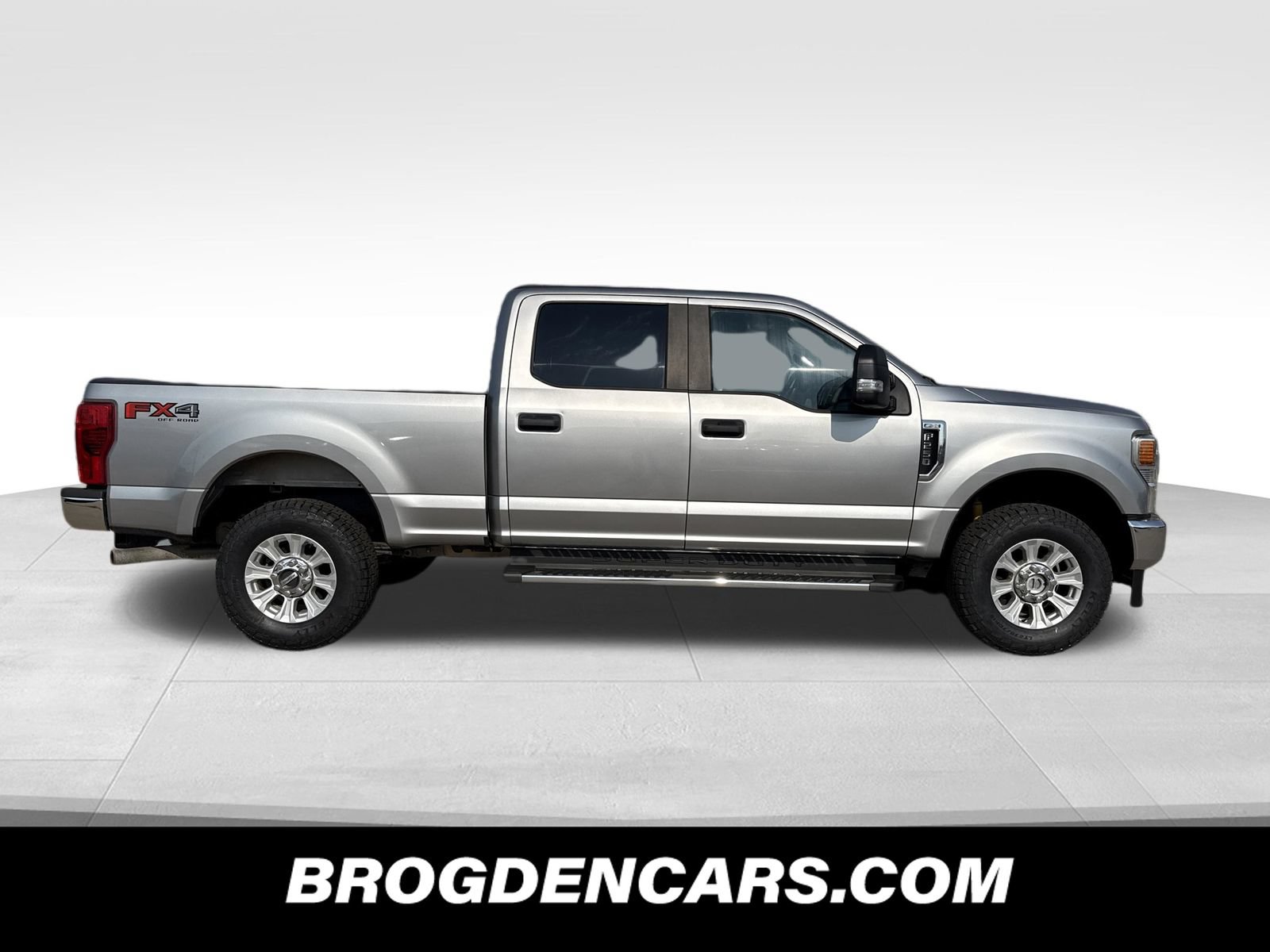 Used 2020 Ford F250 XL w/ STX Appearance Package AWD/4WD image 2