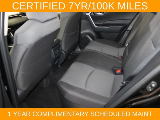 Used 2025 Toyota RAV4 XLE AWD/4WD image 15