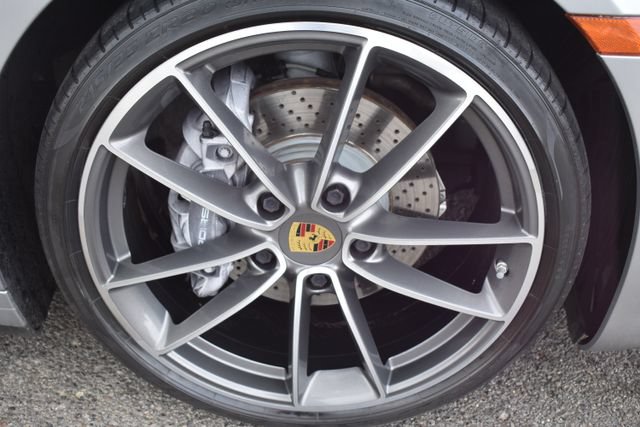 Used 2020 Porsche 911 Carrera w/ Premium Package RWD image 39