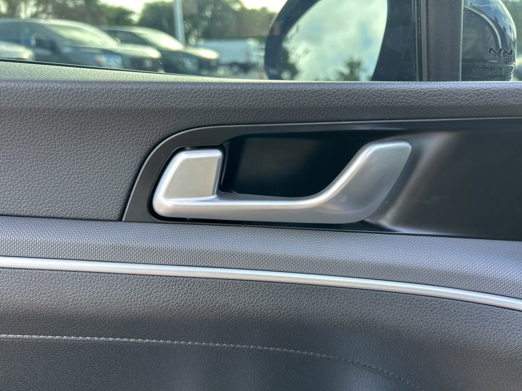 Used 2023 Kia K5 GT-Line image 19