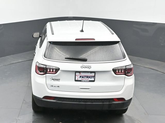 Used 2025 Jeep Compass Sport image 34