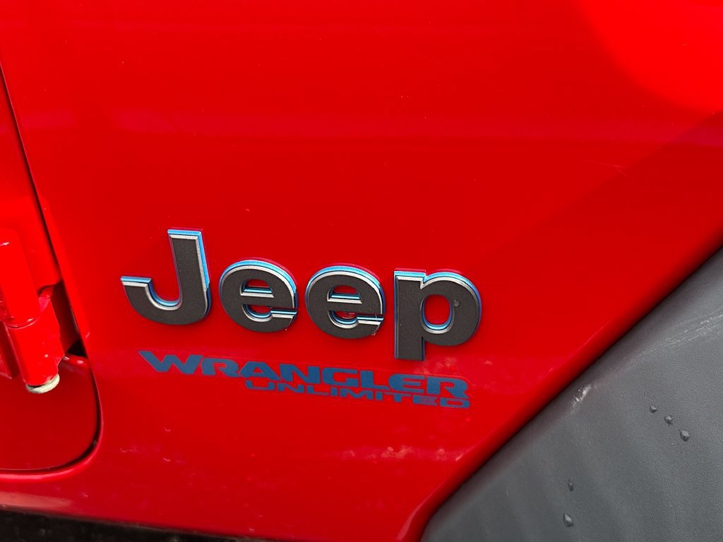 Certified 2021 Jeep Wrangler Unlimited Rubicon 4xe w/ Steel Bumper Group AWD/4WD image 7
