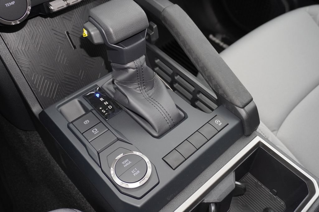 Certified 2026 Toyota Tacoma SR5 RWD image 18