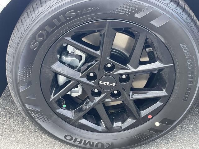 New 2026 Kia K5 LXS image 9