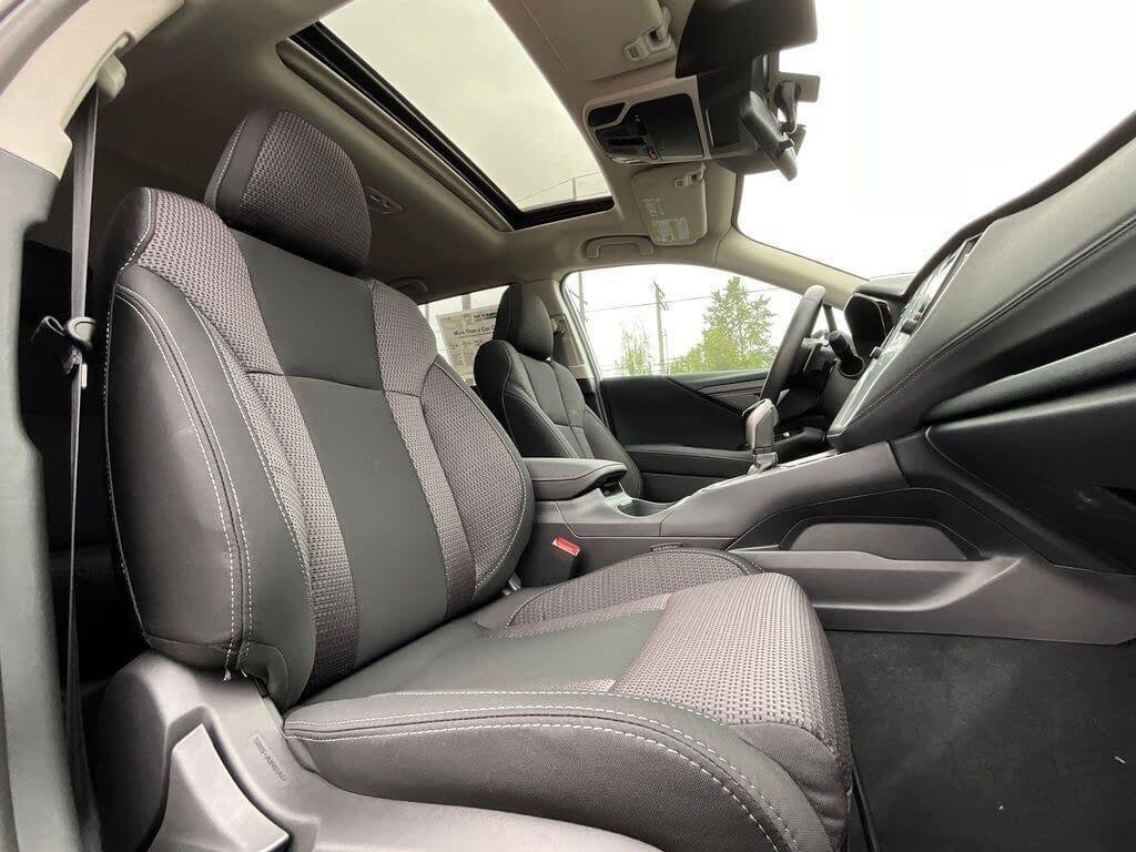 Certified 2025 Subaru Outback Premium AWD/4WD image 14