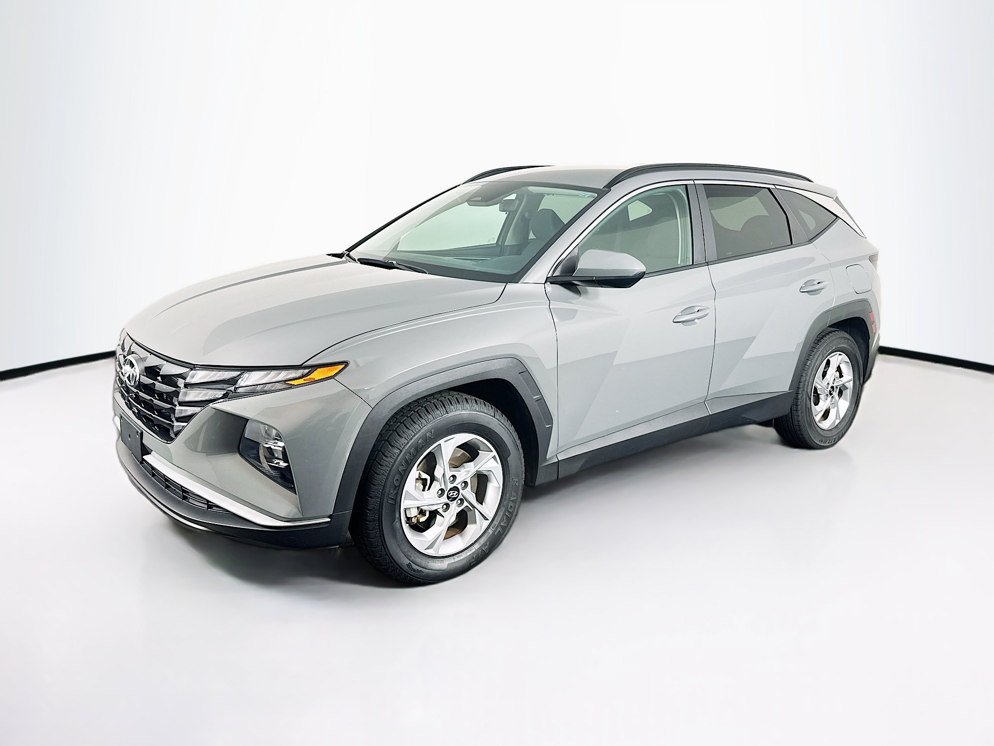 Used 2024 Hyundai Tucson SEL FWD image 3