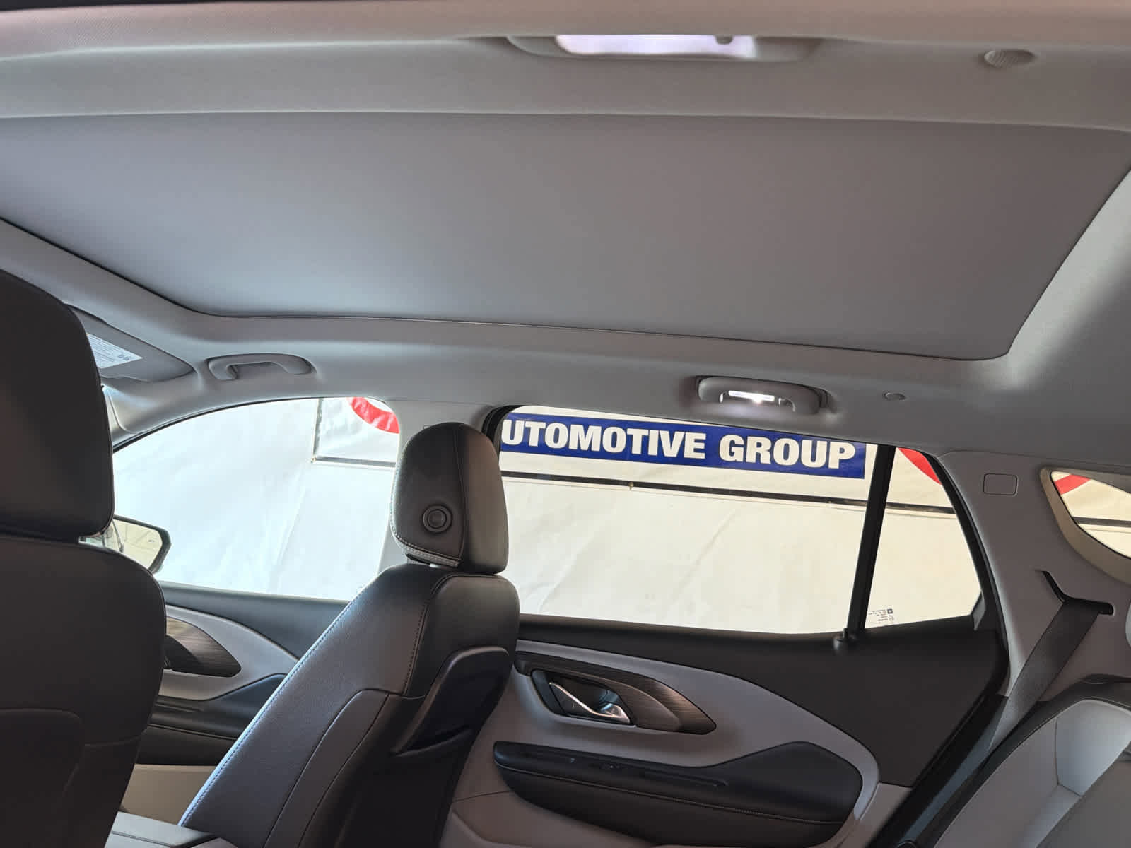 Used 2023 GMC Terrain SLT w/ LPO, 'HIT The Road' Package image 21