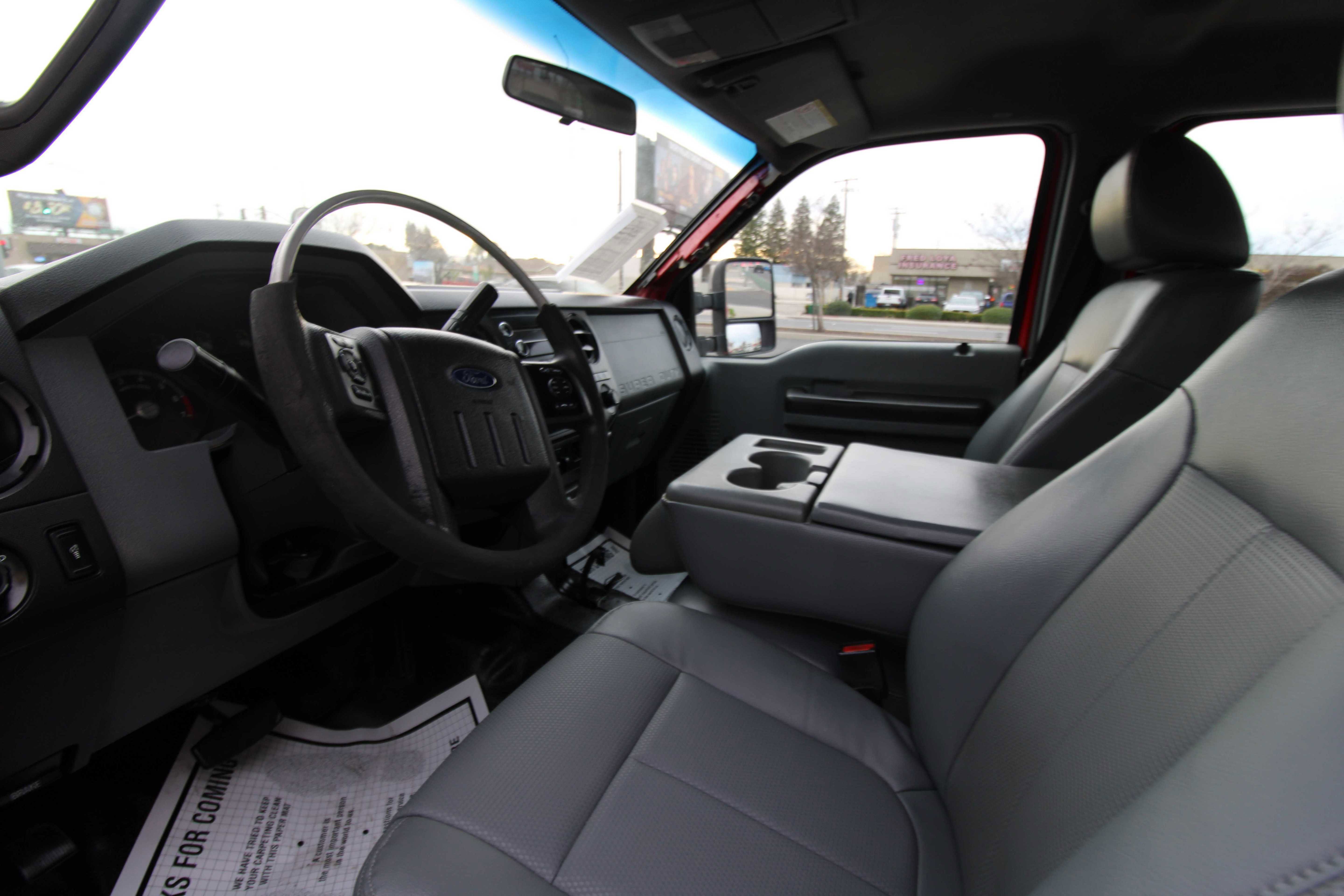 Used 2015 Ford F250 XL w/ XL Value Package image 9