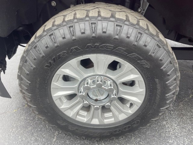 Used 2020 Ford F250 XLT w/ XLT Value Package AWD/4WD image 22