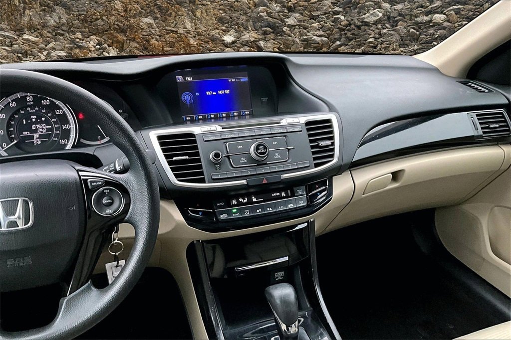 Used 2017 Honda Accord LX image 6