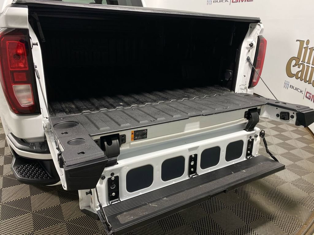 Used 2022 GMC Sierra 1500 Elevation image 22