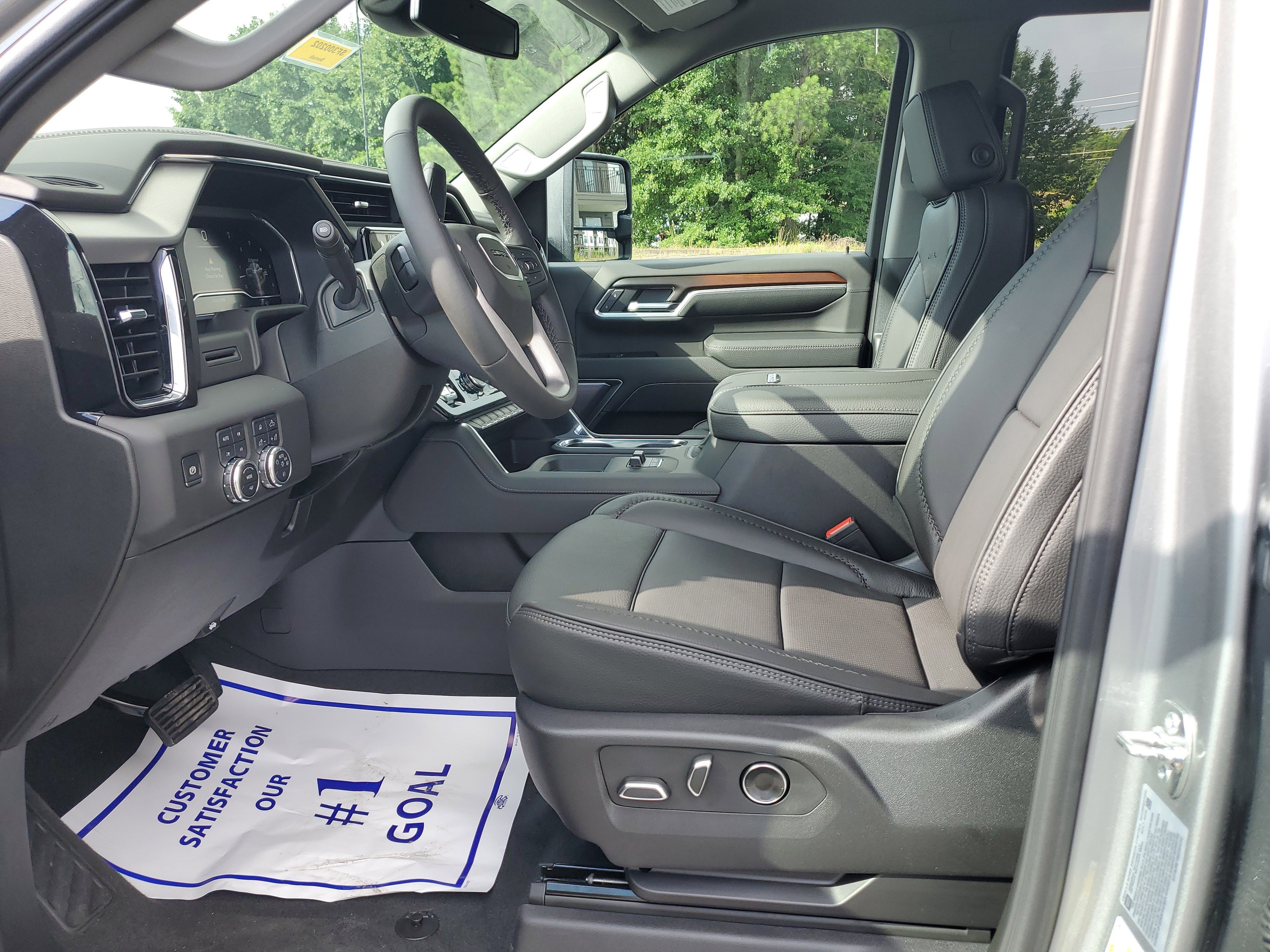 New 2025 GMC Sierra 2500 Denali image 18