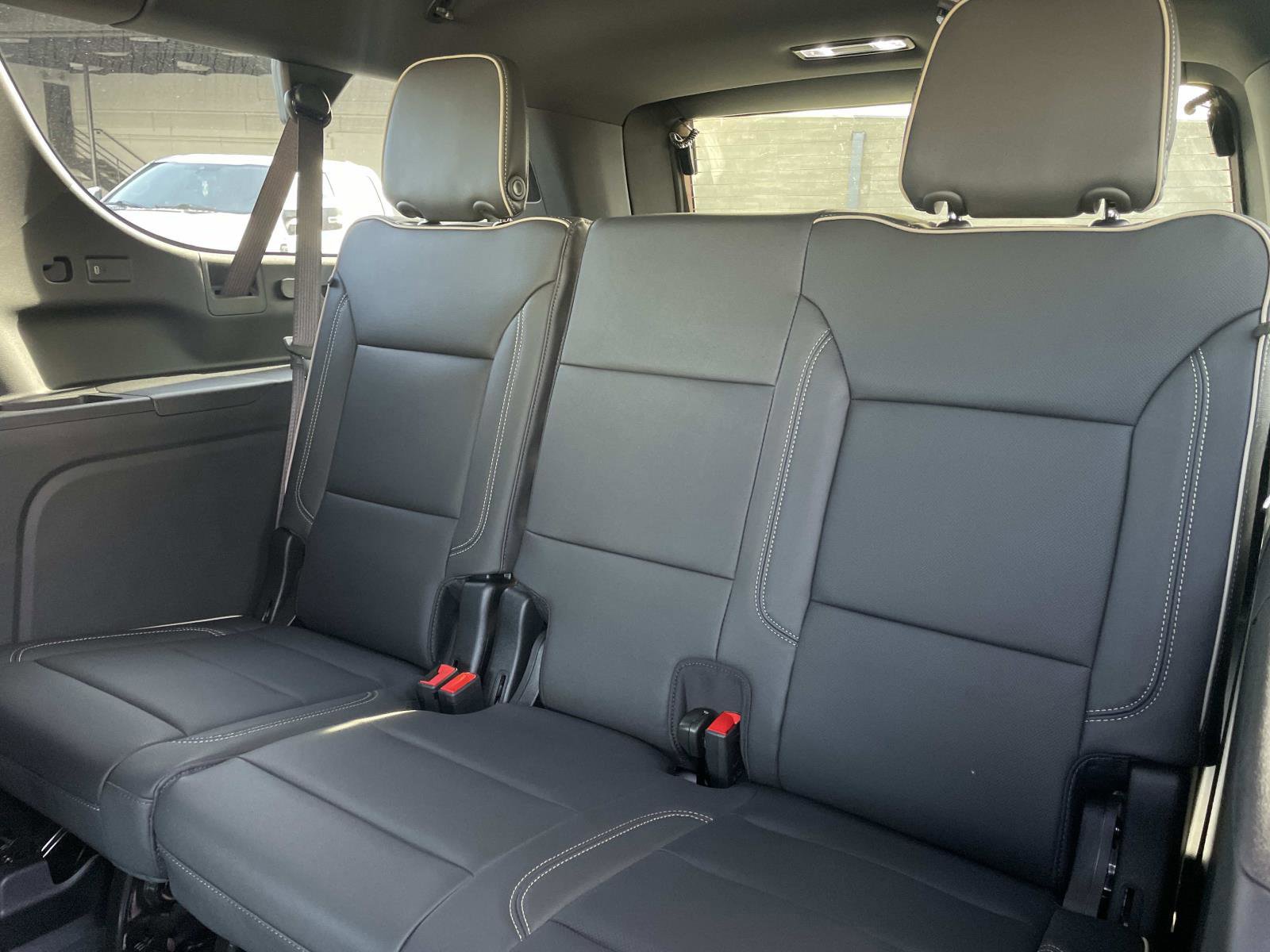 New 2026 GMC Yukon XL Elevation image 25