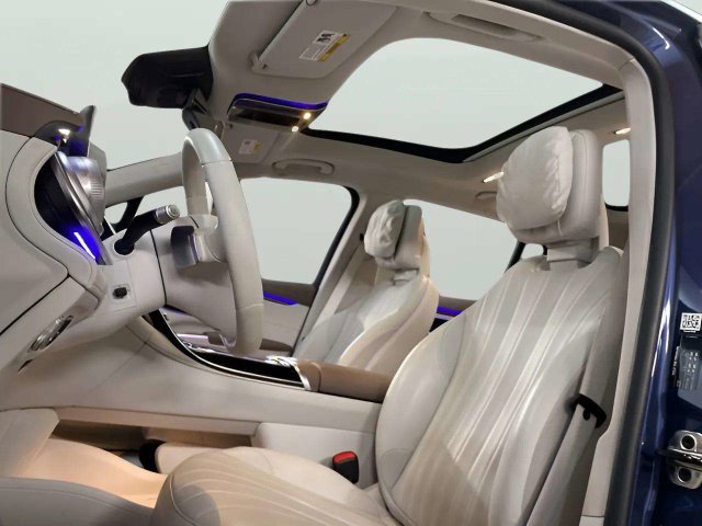 Used 2023 Mercedes-Benz EQS 450+ 4MATIC SUV w/ AMG Line Exterior Package image 28