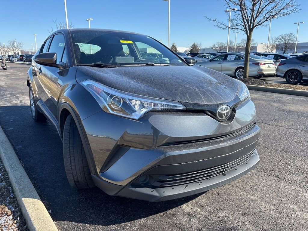 Used 2019 Toyota C-HR LE image 11
