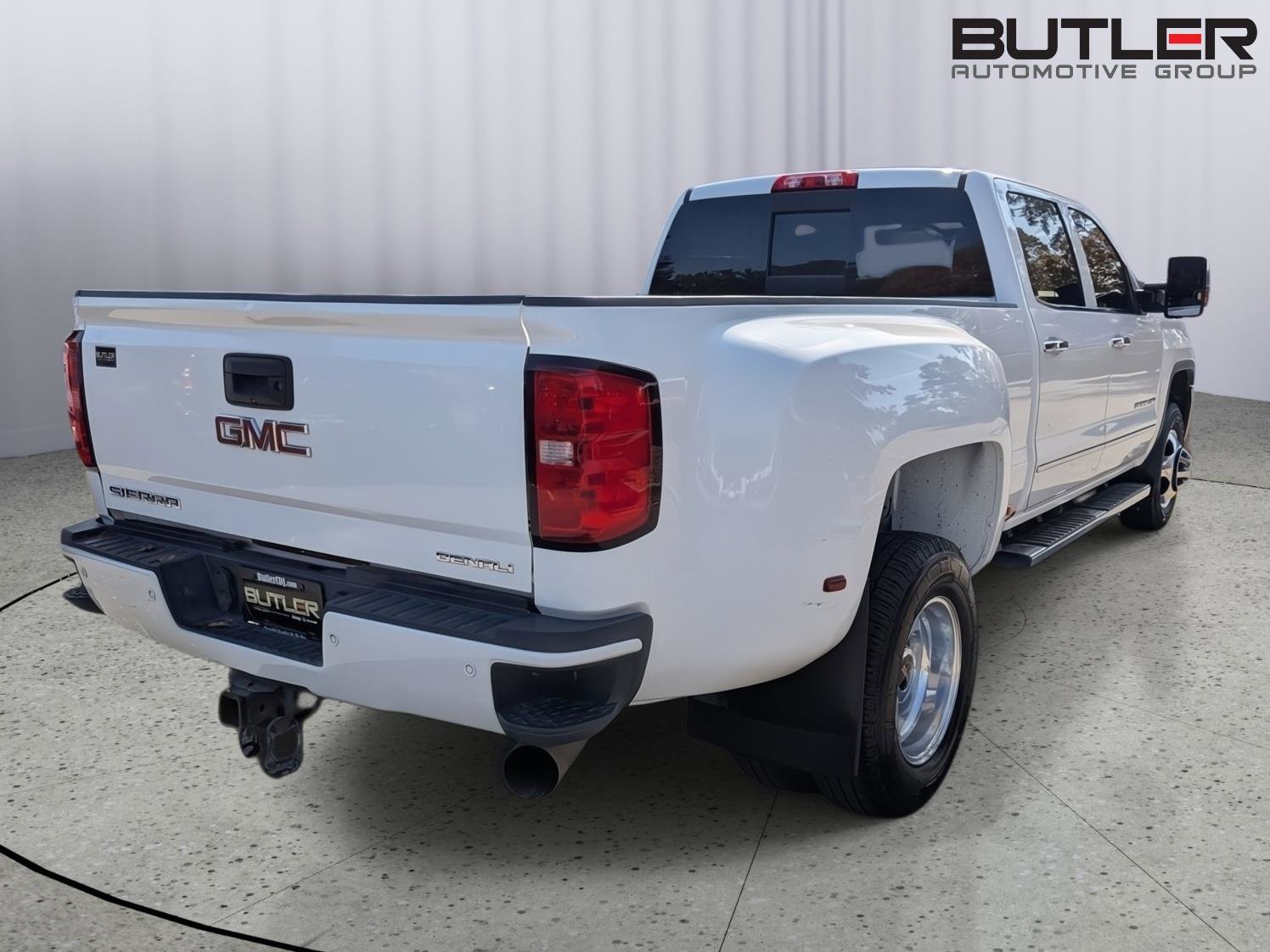 Used 2016 GMC Sierra 3500 Denali w/ Duramax Plus Package image 7