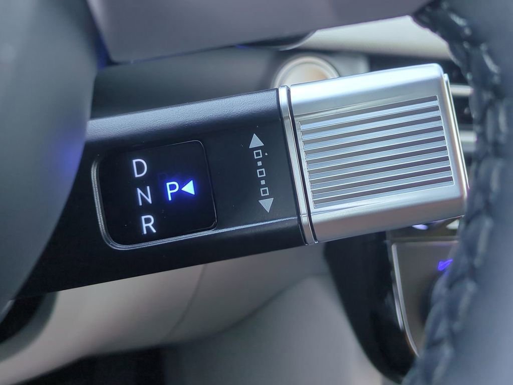 New 2026 Hyundai Tucson Limited image 17