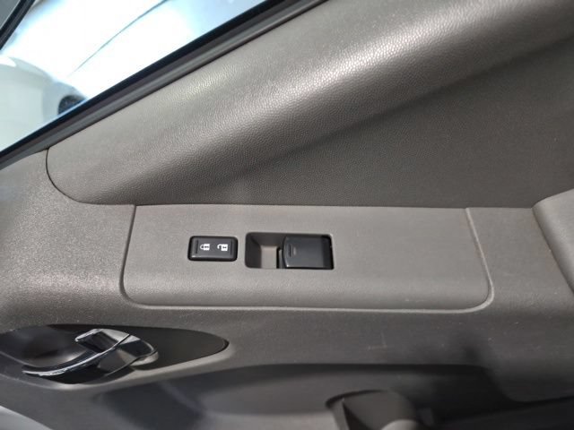 Used 2016 Nissan Frontier SV w/ SV Value Truck Package AWD/4WD image 25