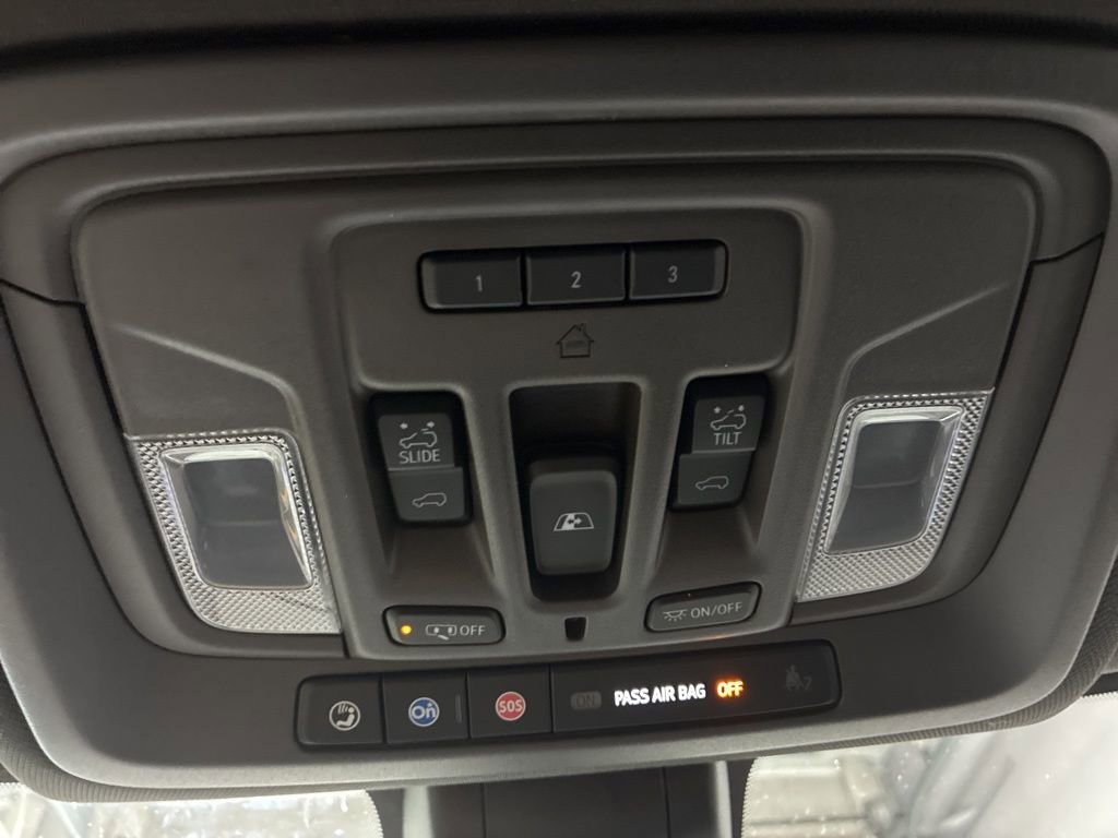 Used 2021 GMC Sierra 1500 Denali w/ Denali Ultimate Package image 18