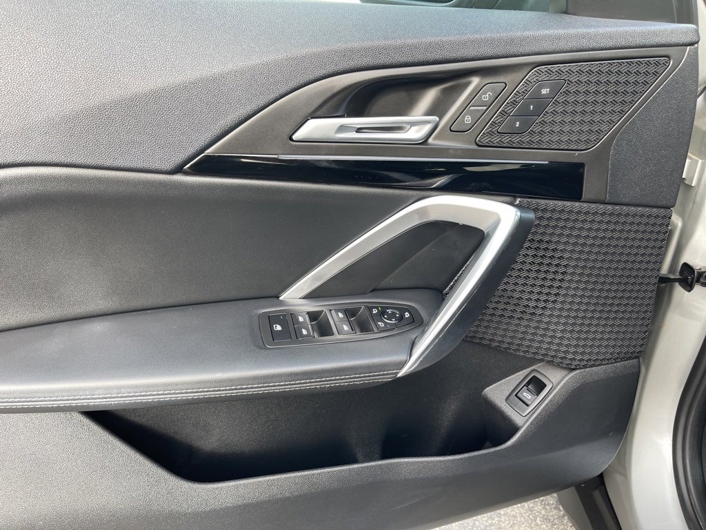 Used 2023 BMW X1 xDrive28i w/ Convenience Package image 15