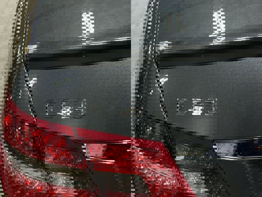 Used 2010 Mercedes-Benz E 63 AMG Sedan image 26