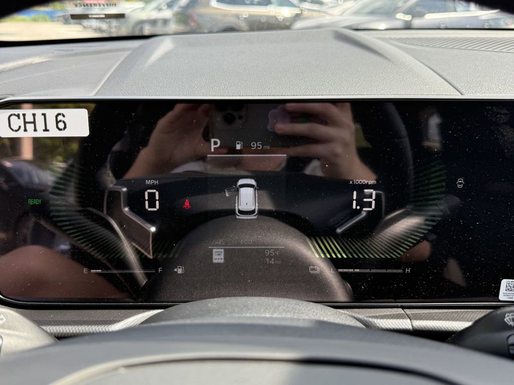 New 2026 Kia Sportage S image 30