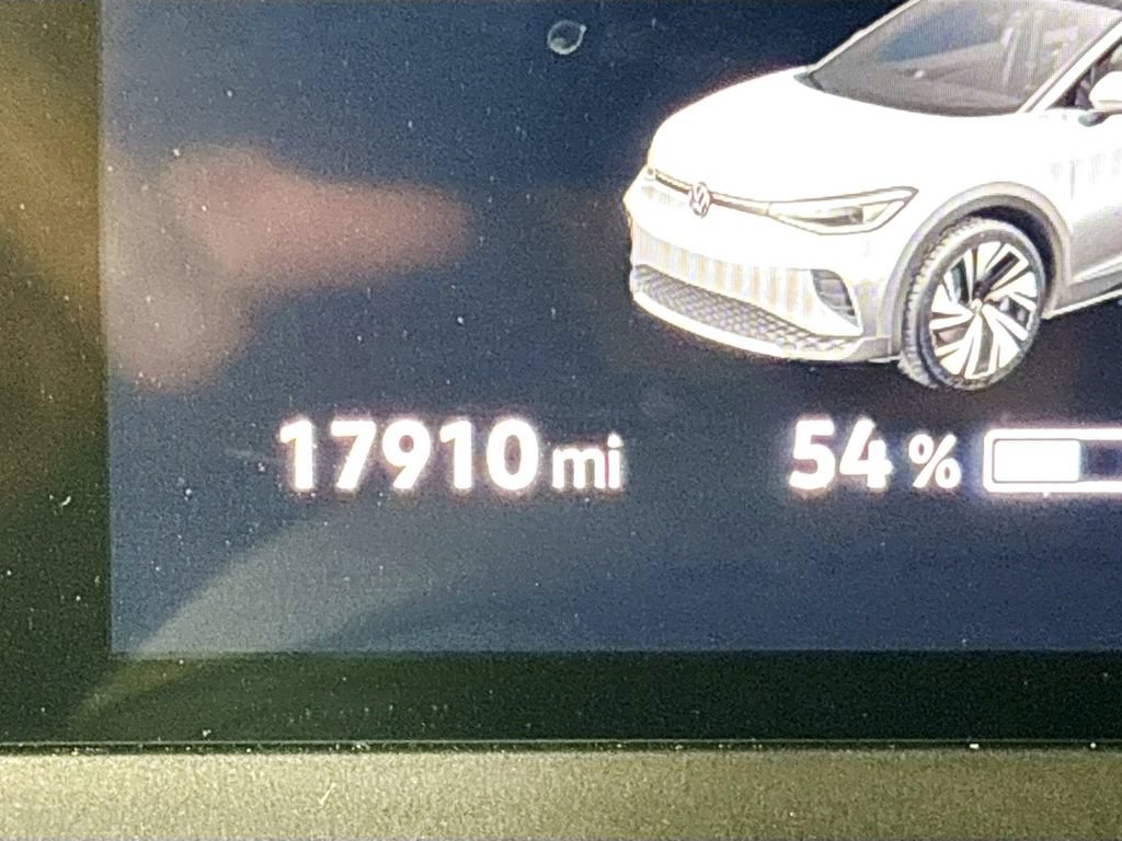 Certified 2023 Volkswagen ID.4 Pro S Plus AWD/4WD image 15