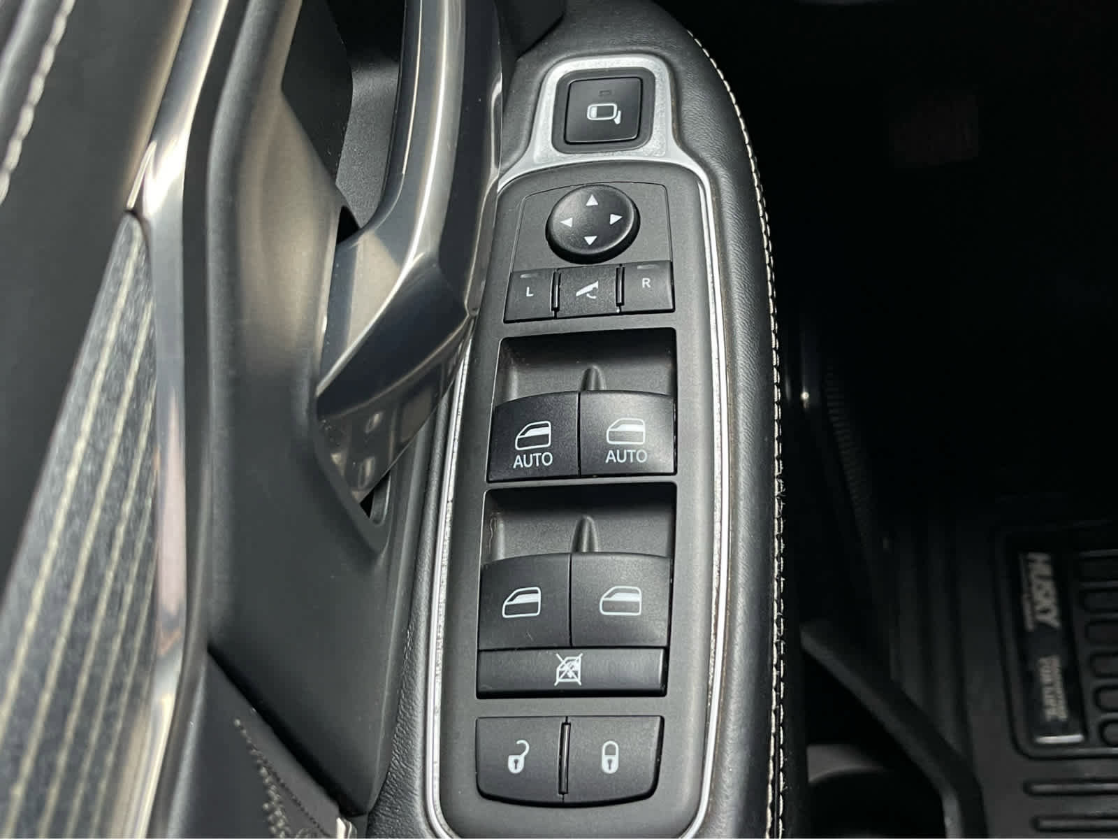 Used 2021 RAM 2500 Limited image 21