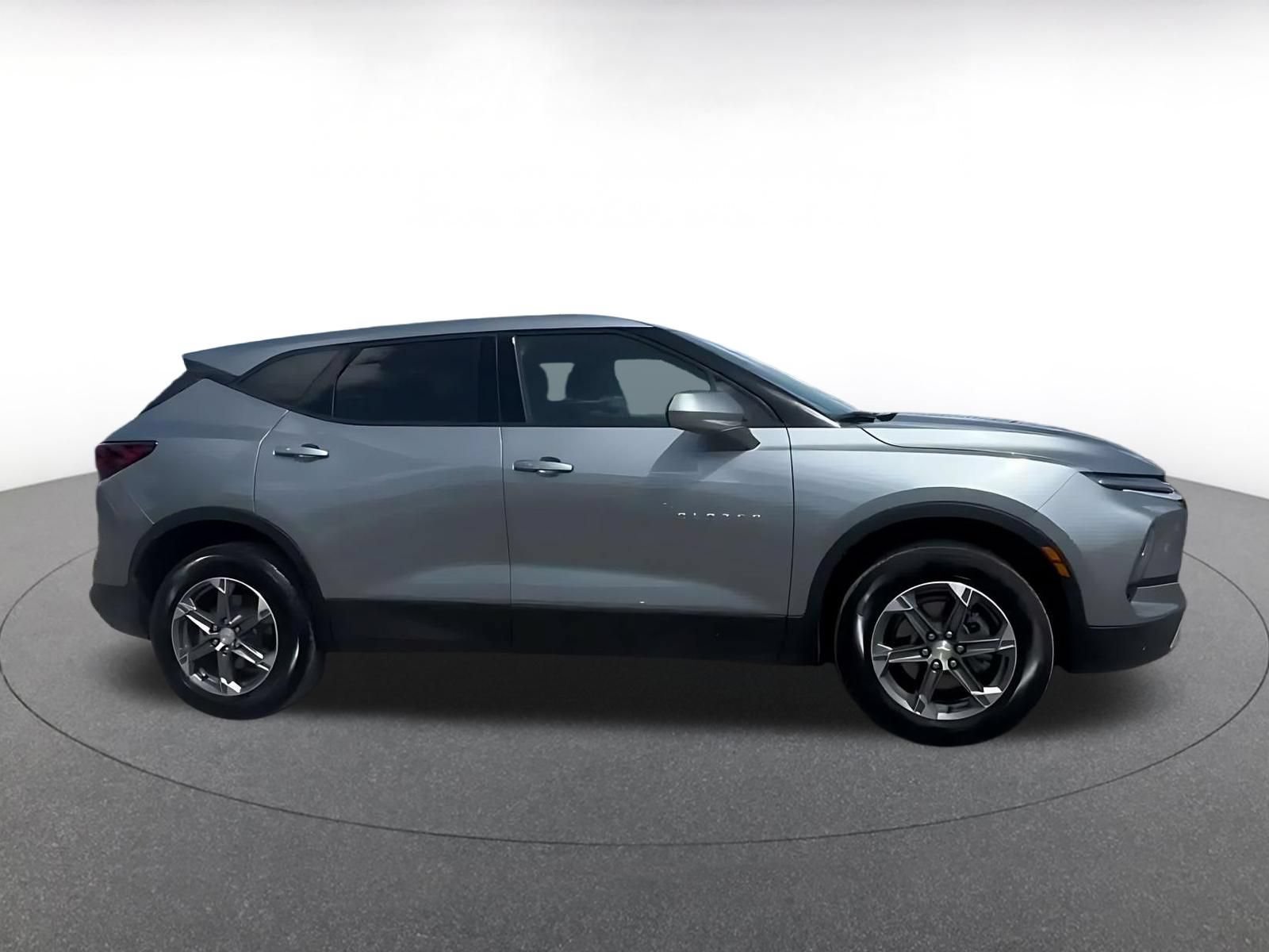 Used 2026 Chevrolet Blazer LT FWD image 15