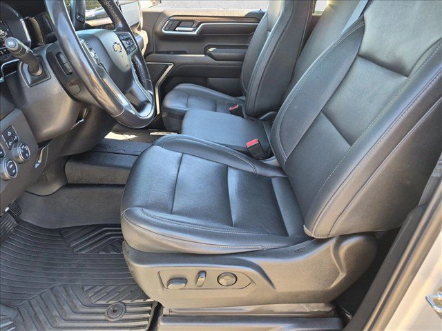Used 2022 Chevrolet Silverado 1500 LT AWD/4WD image 24